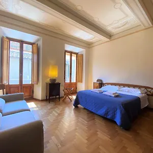  Apartment La Fonte-with Balcony Close By Piazza Del Campo