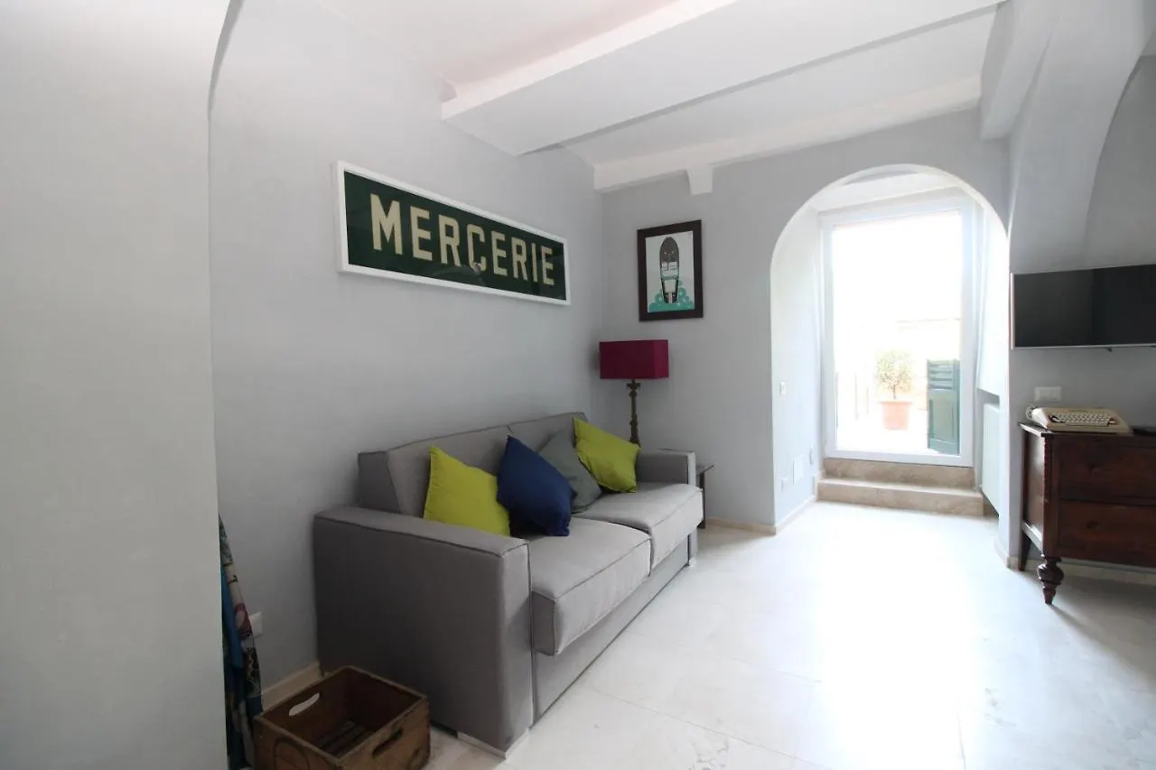 The House Of The Film Apartment Siena